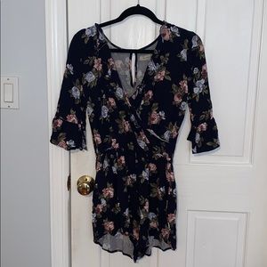 Floral ¾ sleeve romper